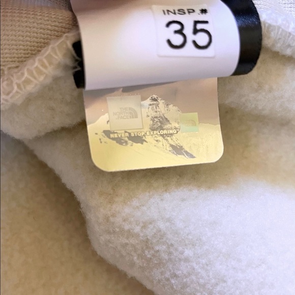 The North Face Women’s Lower Cliffs Pullover - Picture 6 of 6